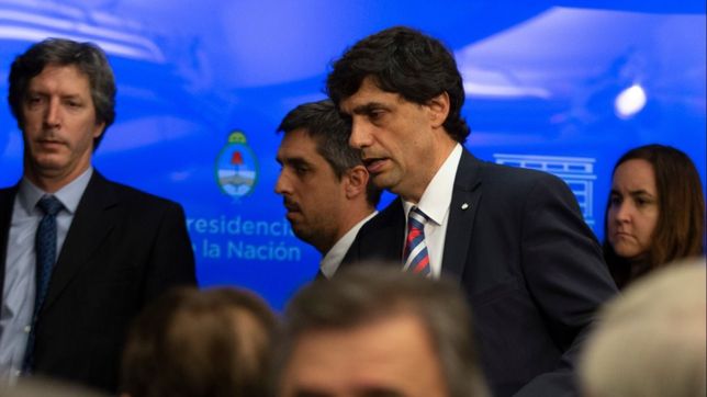 lacunza lidera la linea blanda del gobierno ante los halcones pichetto y carrio