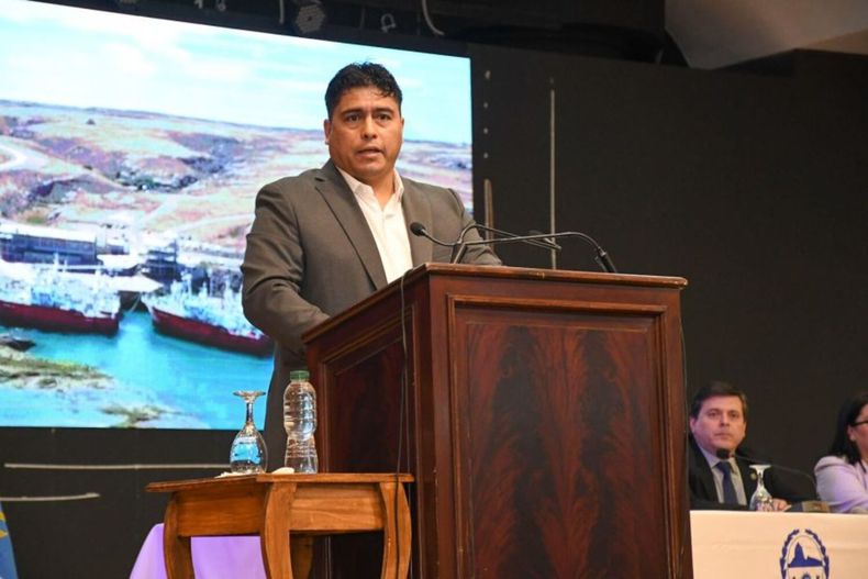 Tras el batacazo de 2023,&nbsp; Claudio Vidal enfrenta su primera elección como gobernador de Santa Cruz.&nbsp;
