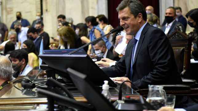 massa, un piloto a velocidad crucero en medio del temporal