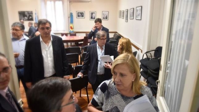 el bloque de diputados k se encamina a la separacion oficial