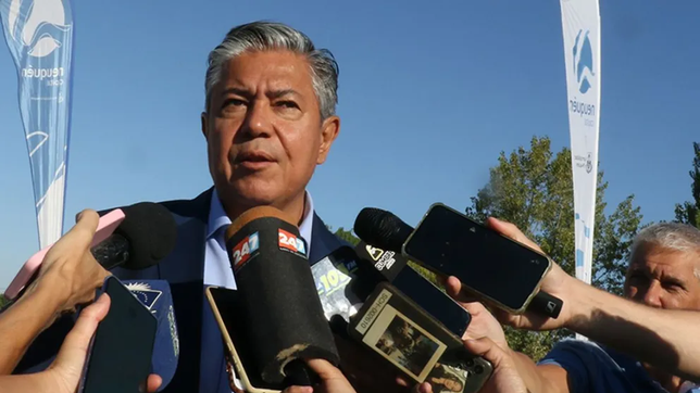 El gobernador de Neuquén, Rolando Figueroa.