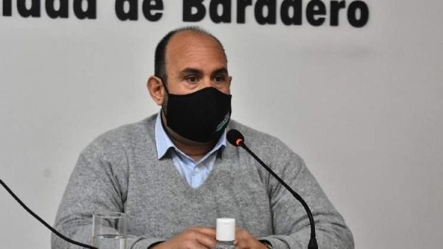 el intendente sanzio hizo un enroque en su equipo y el massismo agita la interna