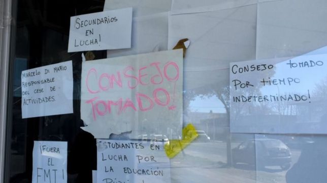 toman el consejo escolar marplatense y el vidalismo denuncia ?motivacion politica