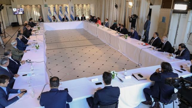 fernandez: una deuda sostenible es una que no postergue a la argentina