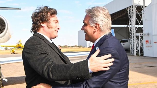 Martín Llaryora no juega, pero avala las decisiones de Javier Milei para la Corte.
