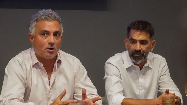 Sebastián Pareja y Juan Osaba.