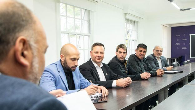 Córdoba: intendentes radicales de San Justo conectan con LLA para no quedarse afuera de 2027