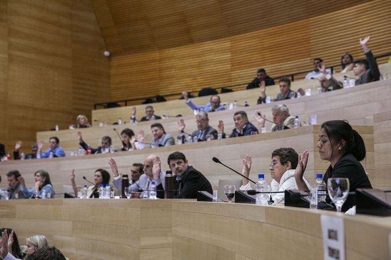 sesion legislatura cordoba.jpg