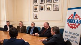 Una sola mujer y 52 varones integran la cámara fabril de Santa Fe