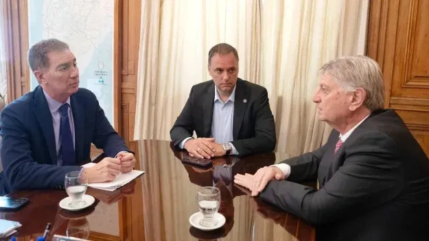 Sergio Ziliotto avisó a Diego Santilli y Manuel Adorni que no lo cuenten para la reforma laboral.&nbsp;