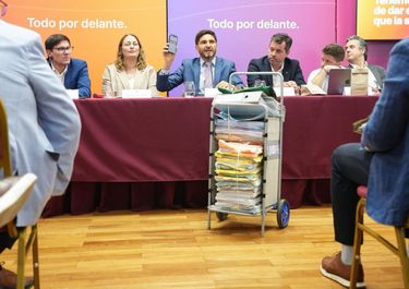 Maximiliano Pullaro juntó a todo Unidos en el último gabinete ampliado de 2025.