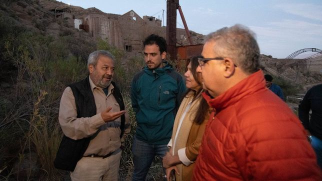 El gobernador de Catamarca, Raúl Jalil, en la mina Capillitas