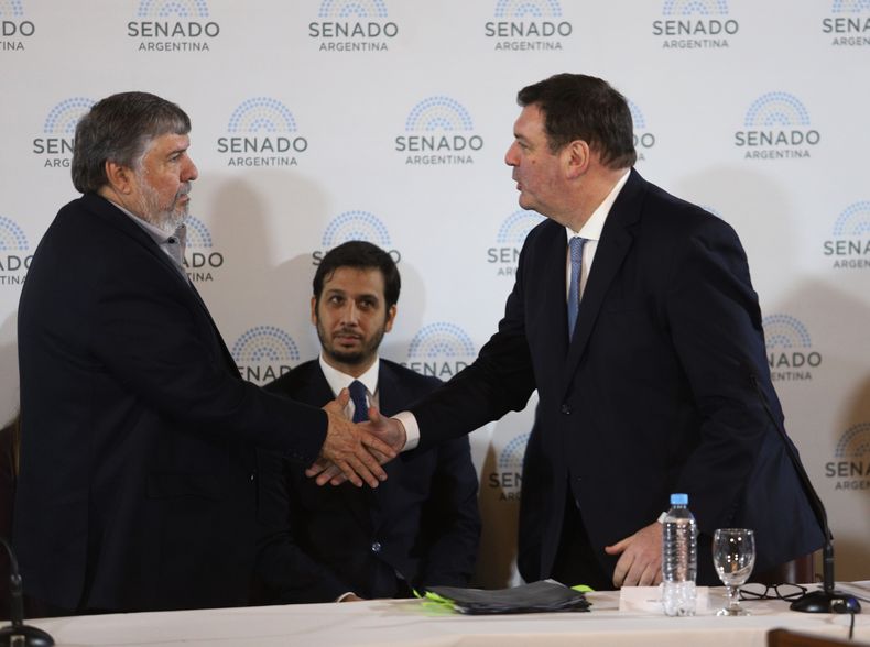 Ariel Lijo con José Mayans, durante la audiencia por su candidatura a la Corte Suprema. 