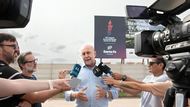 Omar Perotti recorrió las obras para los Juegos Odesur en Santa Fe y reivindicó su gestión