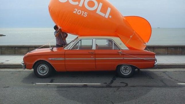 la cumbia naranja del 2015: ?votemo? a scioli y el peronismo a la gloria volvera?