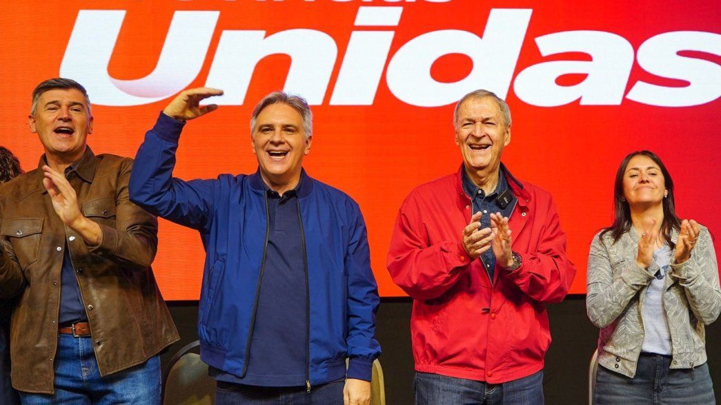 Martín Llaryora y Juan Schiaretti miran los movimientos políticos de Mauricio Macri