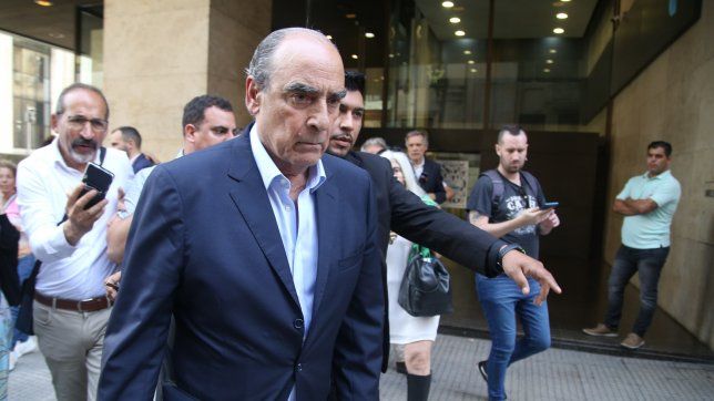 Ley ómnibus: Guillermo Francos negocia los cambios para aprobar el proyecto de Javier Milei (Fotos: NA)