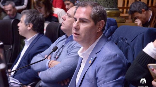 denuncian condonacion de deuda en traspaso de electricas