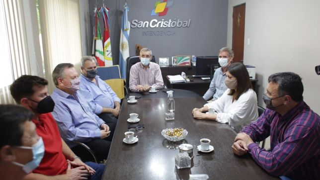 clara garcia: ?santa fe necesita senadores que la conozcan al detalle?