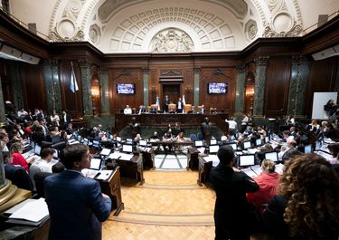 La Legislatura porteña comenzó el año parlamentario con una avalancha de iniciativas que anticipan una pelea de alto voltaje político.