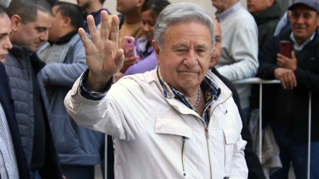 duhalde asoma la cabeza: que busca y que tiene duhalde asoma la cabeza: que busca y que tiene