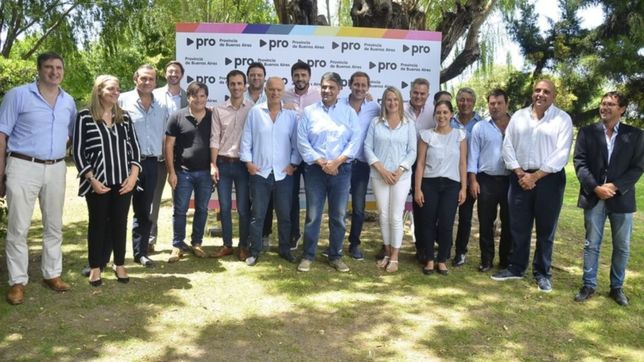 intendentes del pro les marcaron la cancha a sus pares de la ucr: el vice lo elige vidal