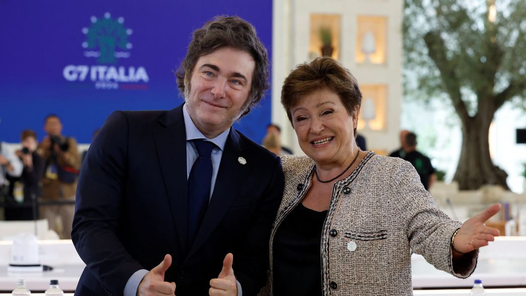 Javier Milei con la titular del FMI, Kristalina Georgieva
