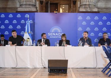 Patricia Bullrich con la CGT durante el debate de la reforma laboral.&nbsp;