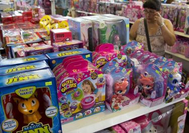 Octubre negro para el comercio: las ventas se desplomaron 9,4%