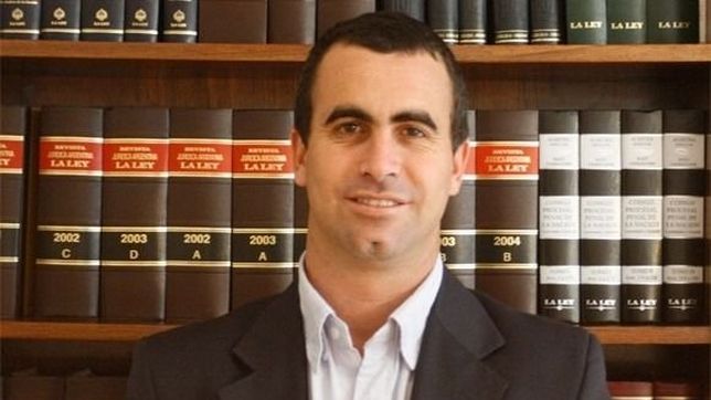 garcia lira se va y asume un abogado del rinon de larreta