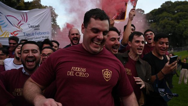 Gordo Dan, cara visible de Las Fuerzas del Cielo.