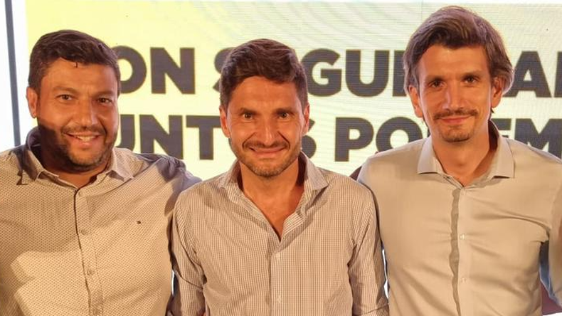 chumpitaz-pullaro-cutruneo-fotor-2023102714563png