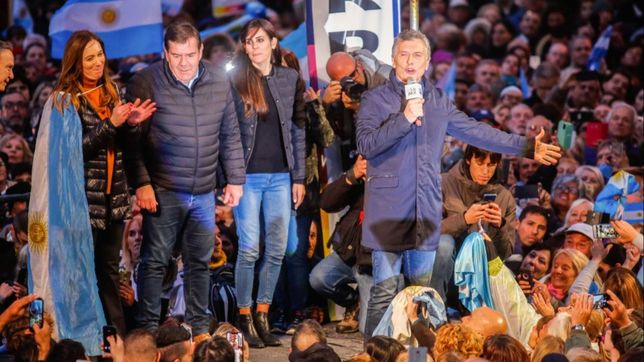el frio marplatense, testigo de la ultima foto de una sociedad fallida