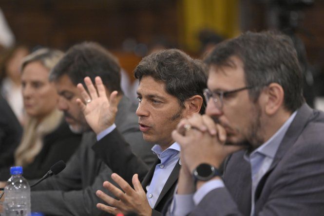 Axel Kicillof, con intendentes en la gobernación.