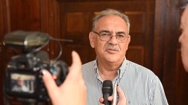 el conde orquesta: alfil de javkin, ingeniero de messi y candidato en newells