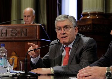 Tras la renuncia de Pichetto, jura Pais en el Consejo de la Magistratura