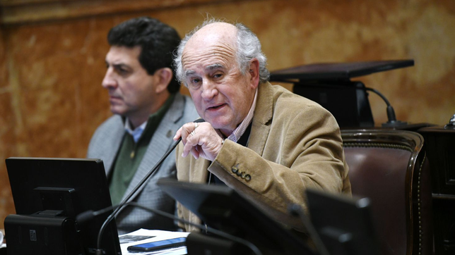 Oscar Parrilli quiere sostener su banca en Senado. 