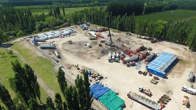 rio negro paraliza un pozo de ypf despues de una fuga en el alto valle