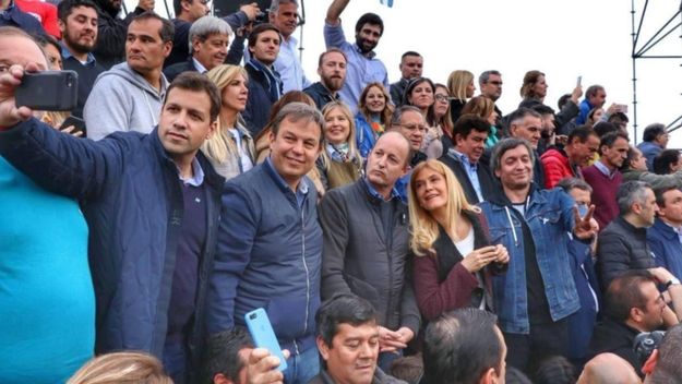 ¿La hora de los intendentes? Premios y castigos para halcones y palomas del PJ
