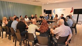 Córdoba: Llaryora arrancó la reforma de la Caja de Jubilaciones con una negociación áspera con los gremios