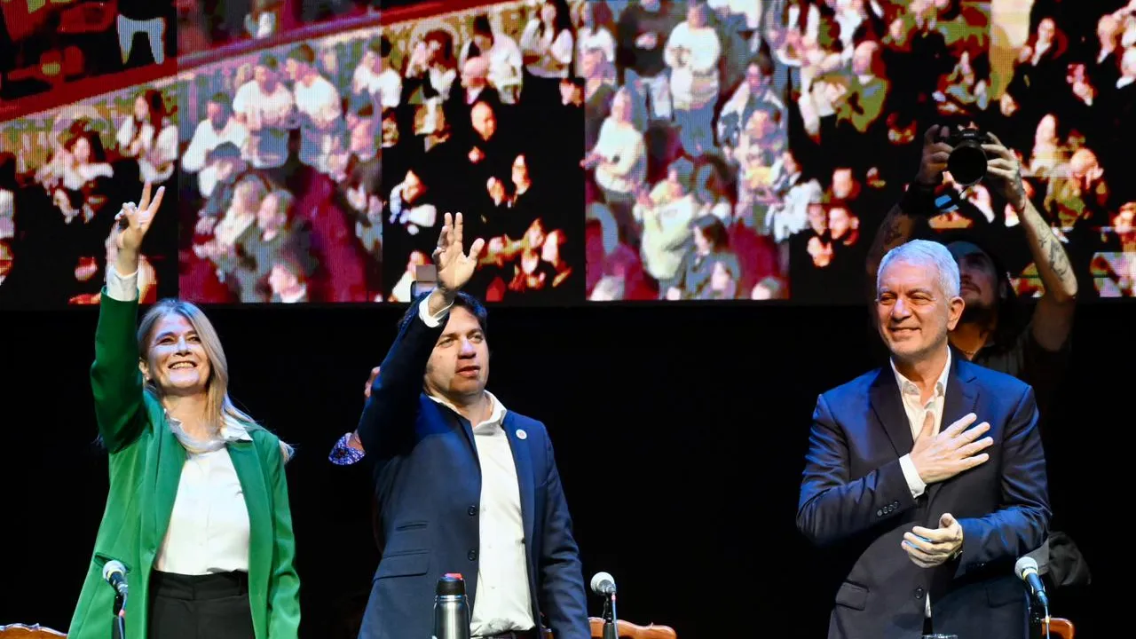 Axel Kicillof en el teatro Coliseo Podestá de La Plata&nbsp;