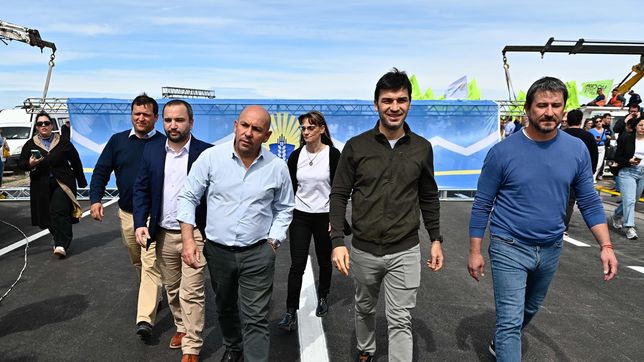 Ignacio Torres durante el acto de inauguración del tramo central de la Autovía Trelew - Puerto Madryn.