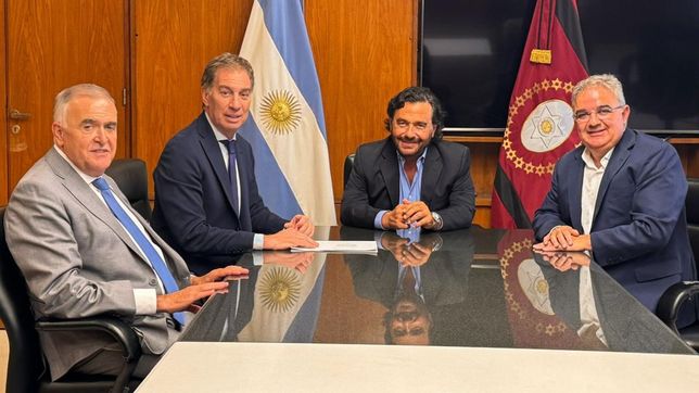 Reforma laboral: Diego Santilli se reunió este jueves con los gobernadores Gustavo Sáezn, Osvaldo Jaldo y Raúl Jallil.&nbsp;