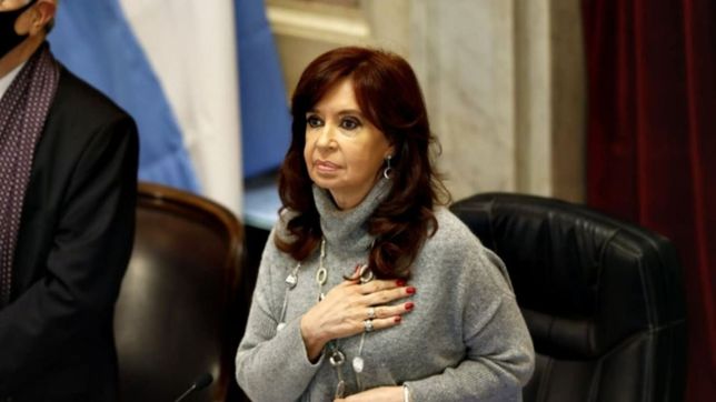 cristina kirchner se contagio de coronavirus y postergan el #12d