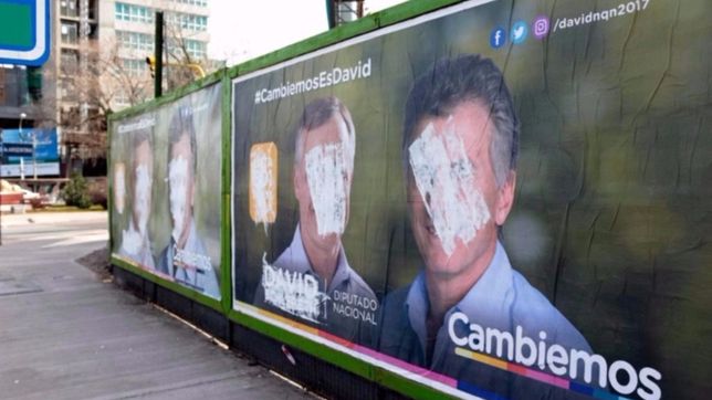 neuquen: denuncian destrozos de carteleria electoral
