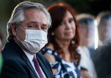 Fernández sostiene a Guzmán y pone a plazo fijo la interna con CFK