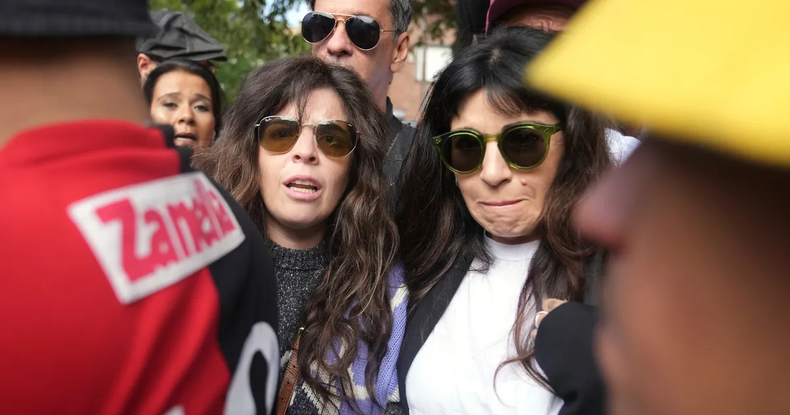 Dalma y Giannina Maradona figuran en la lista de testigos ofrecidos.