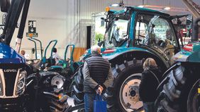 Alarma por las importaciones de tractores de China y equipos usados de EE.UU.