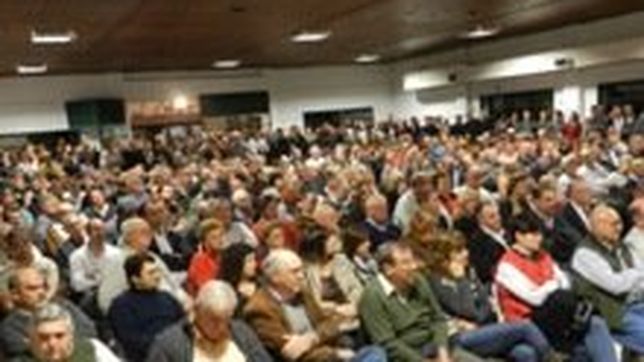 ?se fue a hacer los mandados?