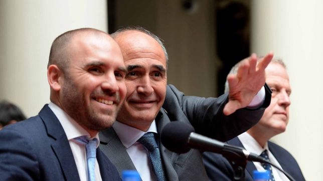 tauber embalsamado, de guzman a martin, radical peronizado y abrazo en la tension